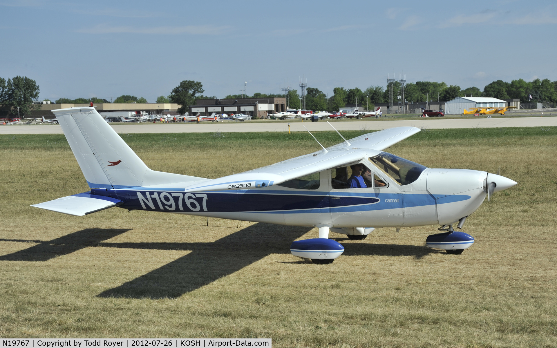 N19767, 1976 Cessna 177B Cardinal C/N 17702593, Airventure 2012
