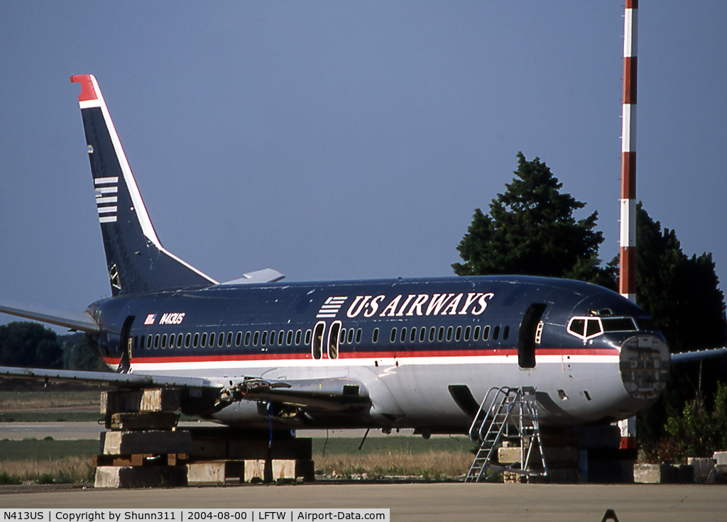 N413US, 1988 Boeing 737-401 C/N 23882, Scrapping process...