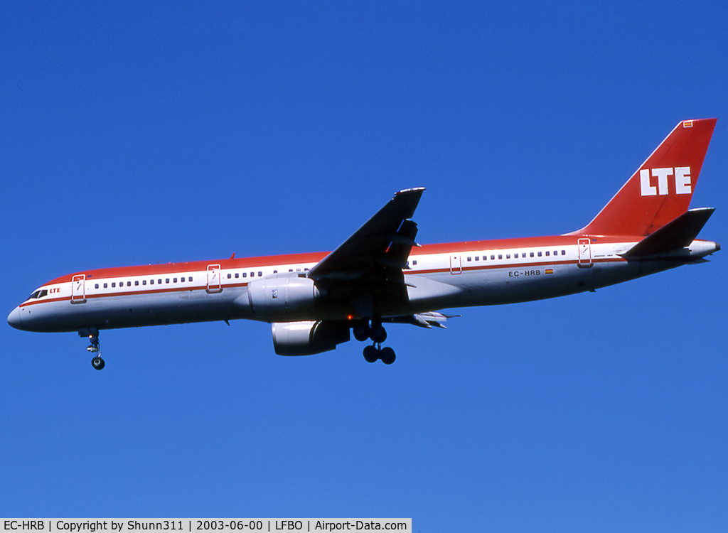 EC-HRB, 1984 Boeing 757-2G5 C/N 23119, Landing rwy 25