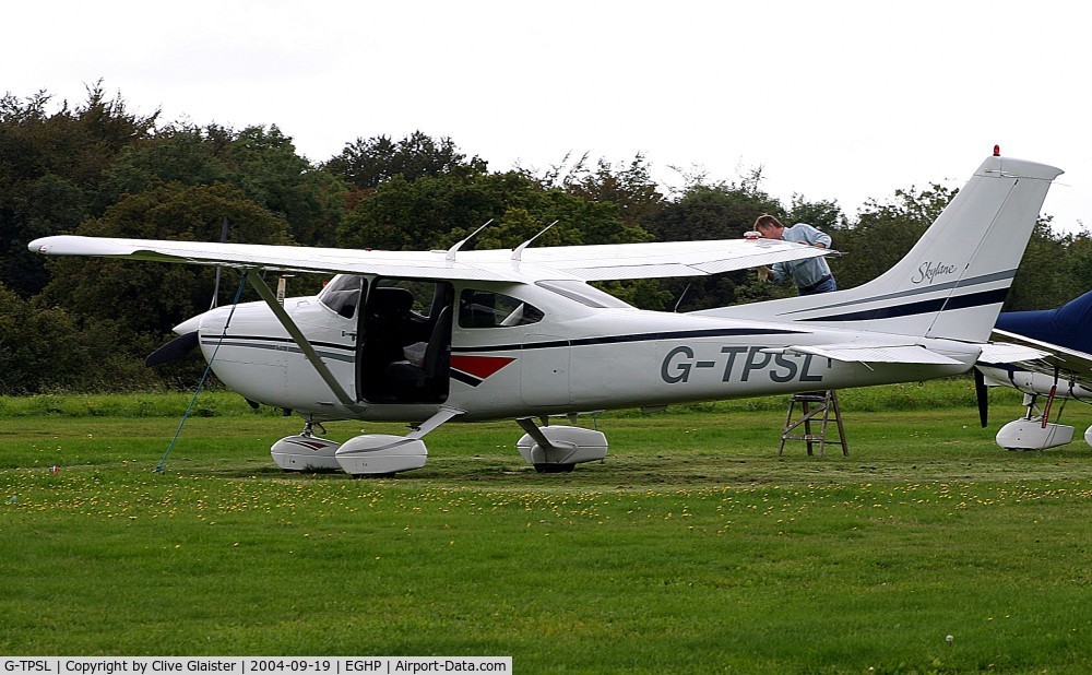G-TPSL, 1998 Cessna 182S Skylane C/N 18280398, Ex: N23700 > G-TPSL - Originally owned to and currently in private hands since December 1998.