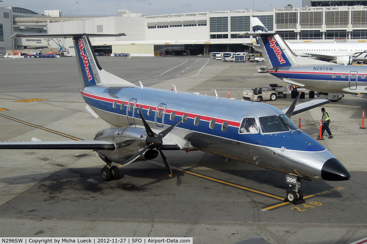 N296SW, 1996 Embraer EMB-120ER Brasilia C/N 120.325, At San Francisco