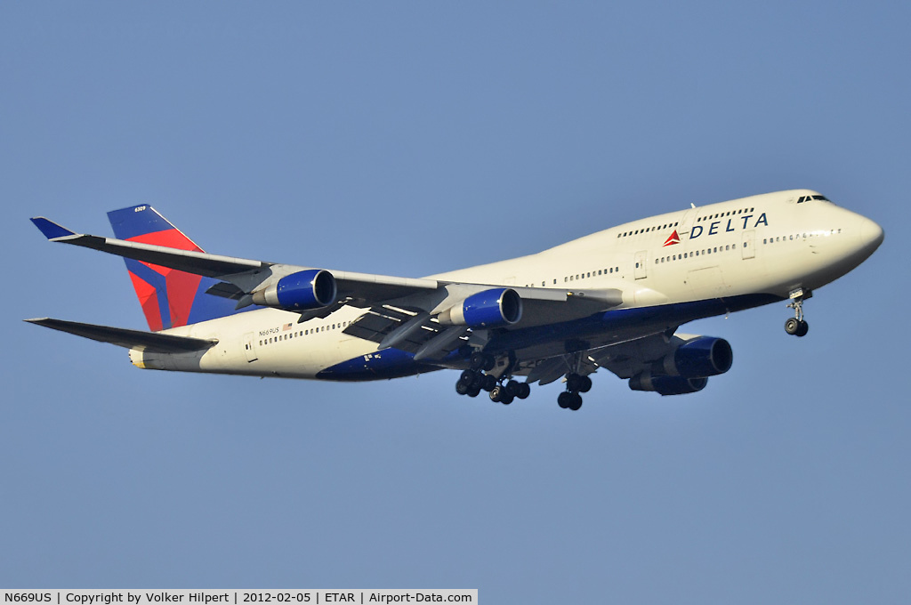 N669US, 1990 Boeing 747-451 C/N 24224, Delta Airlines