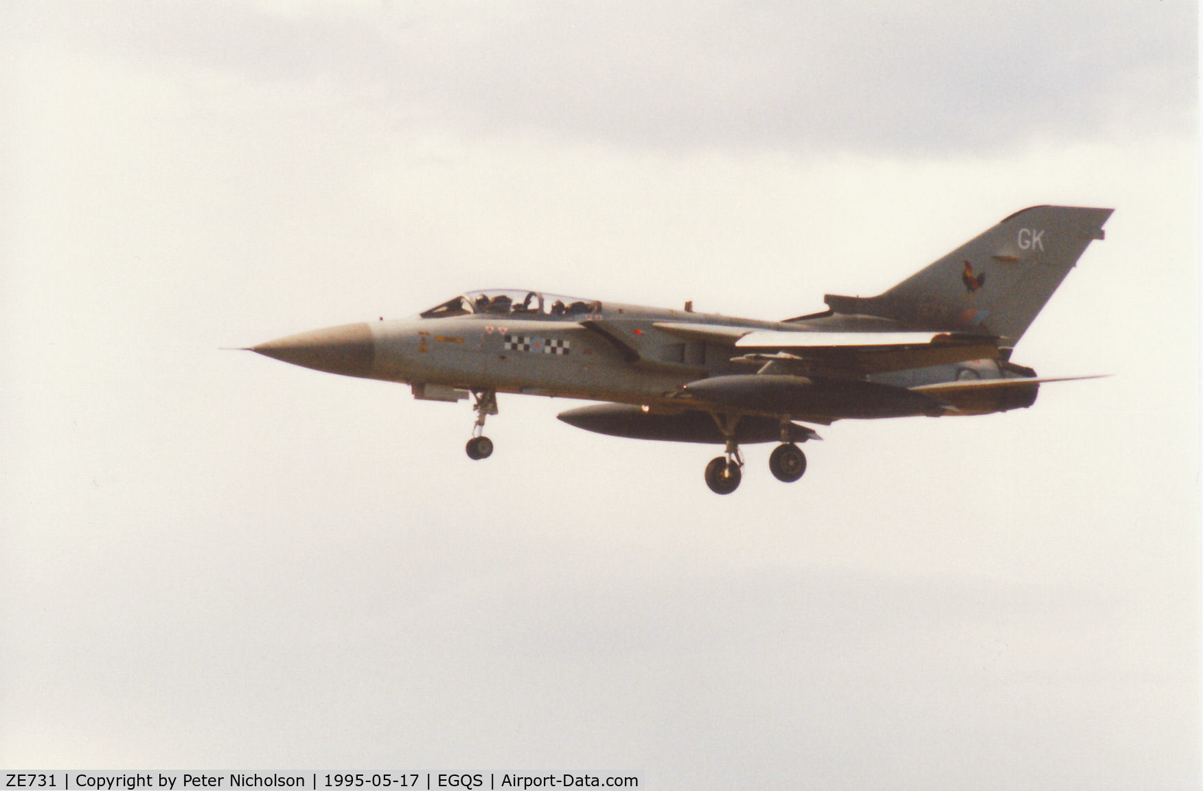ZE731, 1987 Panavia Tornado F.3 C/N 658/AS047/3293, Tornado F.3 of 43 Squadron at RAF Leuchars on final approach to Runway 23 at RAF Lossiemouth in May 1995.