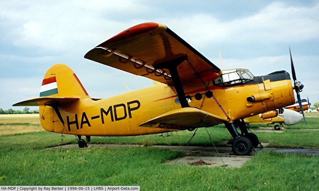 HA-MDP, 1979 PZL-Mielec An-2R C/N 1G185-44, Antonov An-2R [1G185-44] Buadors~HA 15/06/1996.
