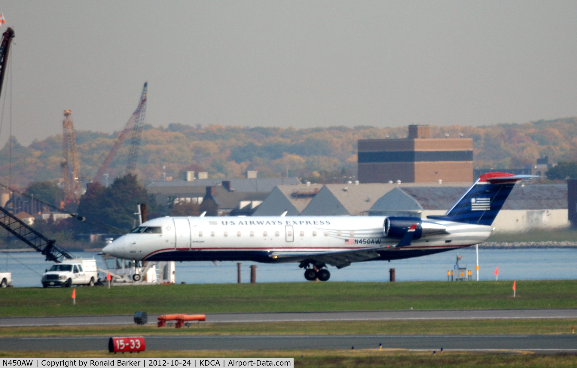 N450AW, 2003 Bombardier CRJ-200LR (CL-600-2B19) C/N 7823, Landing DCA