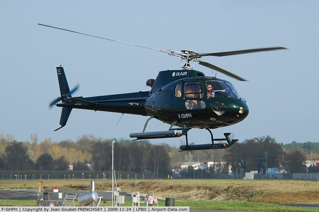 F-GHPH, Eurocopter AS-350B-2 Ecureuil Ecureuil C/N 2365, IXAIR