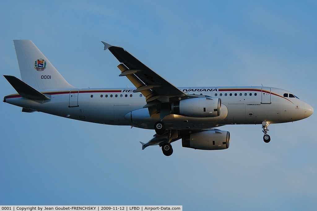 0001, 2001 Airbus ACJ319 (A319-133/CJ) C/N 1468, REPUBLICA BOLIVARIANA landing 23