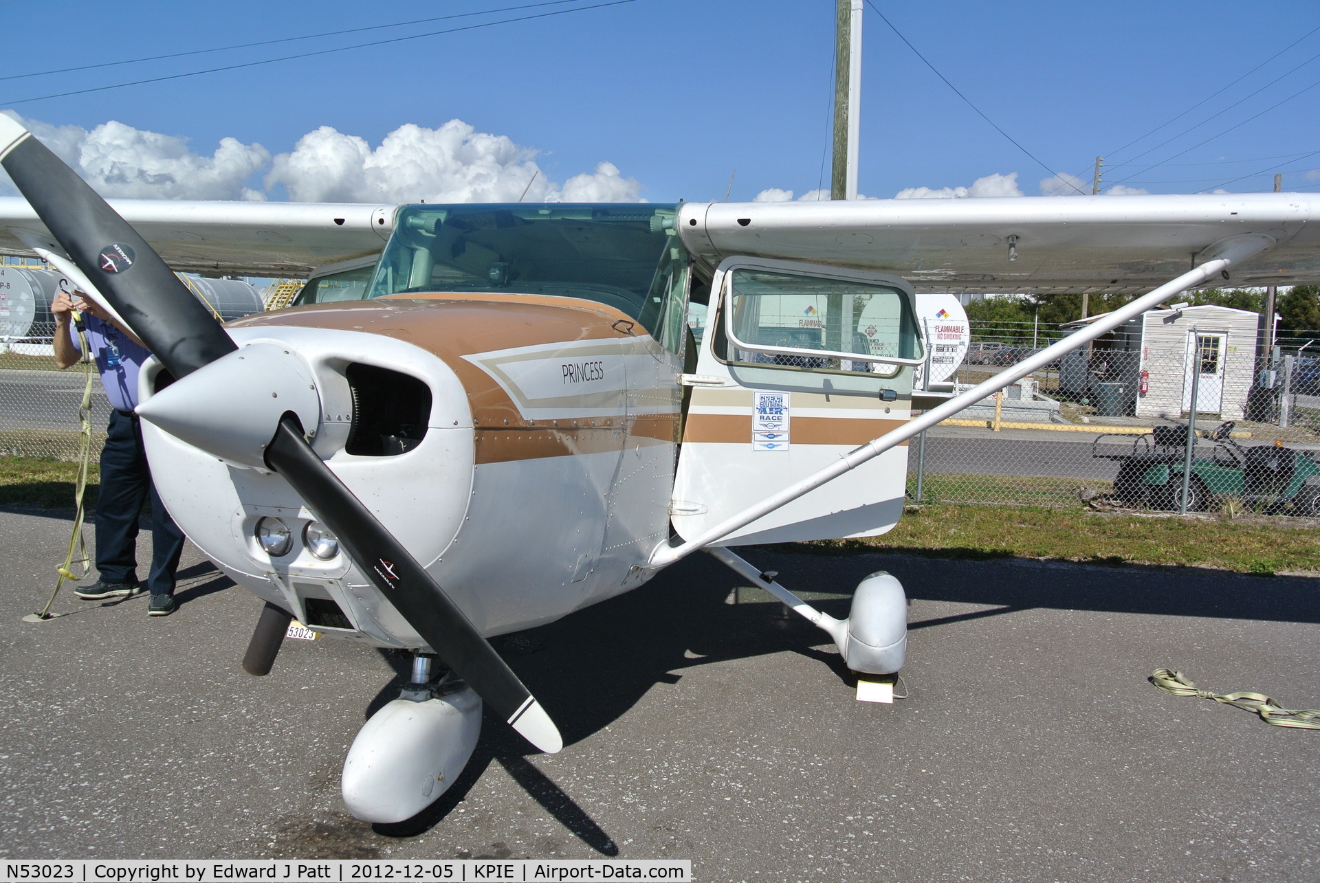 N53023, 1981 Cessna 172P C/N 17274665, Picture after a 30 min discovery flight.