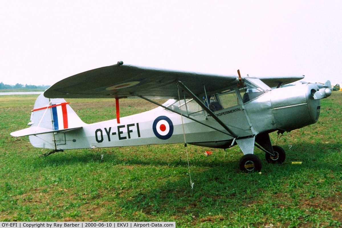 OY-EFI, 1944 Taylorcraft J Auster 5 C/N 1815, Auster 5M [1815] Stauning~OY 10/06/2000