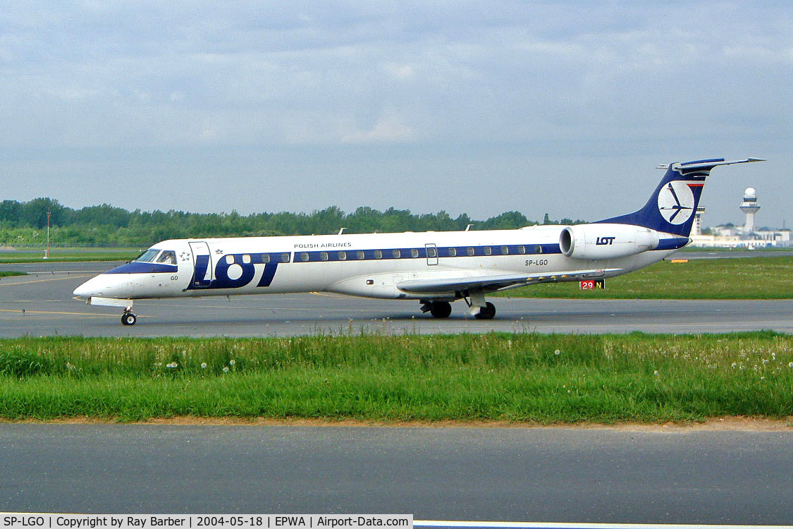 SP-LGO, 2002 Embraer EMB-145MP (ERJ-145MP) C/N 145560, Embraer ERJ-145MP [145560] (LOT Polish Airlines) Warsaw-Okecie~SP 18/05/2004