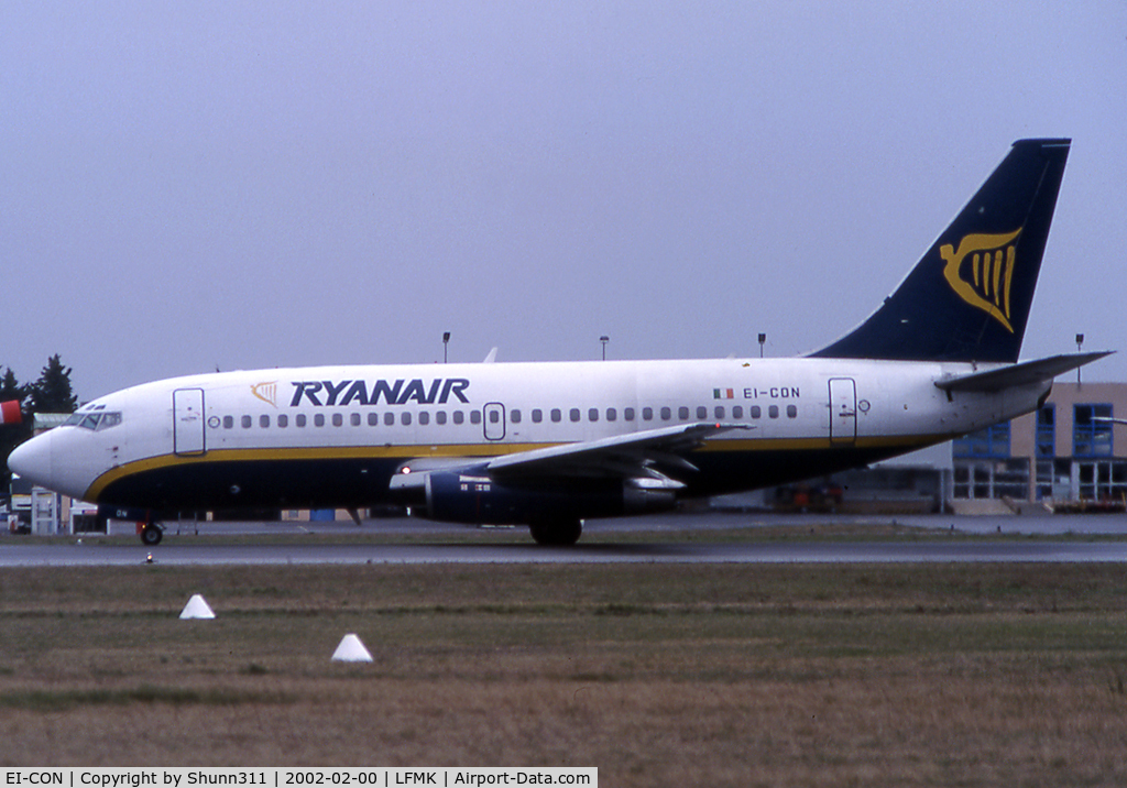 EI-CON, 1981 Boeing 737-2T5 C/N 22396, Backtracking the rwy for departure...