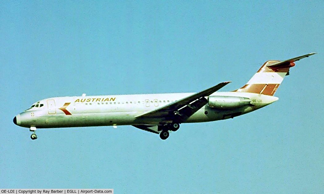 OE-LDI, 1972 Douglas DC-9-32 C/N 47559, McDonnell Douglas DC-9-32 [47559] (Austrian Airlines) Heathrow~G 1978. Image taken from a slide.