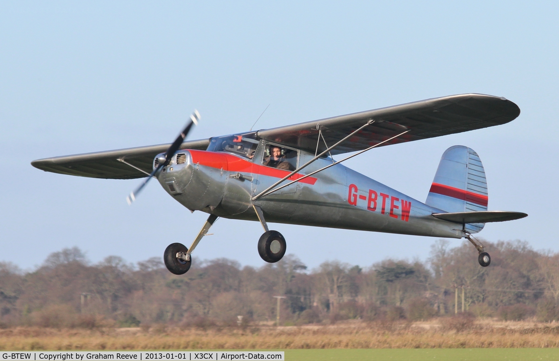 G-BTEW, 1946 Cessna 120 C/N 10238, Departing from Northrepps.