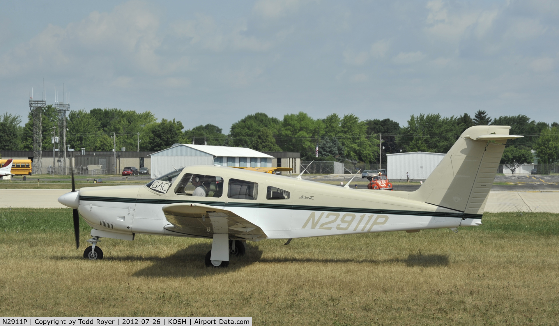 N2911P, 1979 Piper PA-28RT-201 Arrow IV C/N 28R-7918216, Airventure 2012