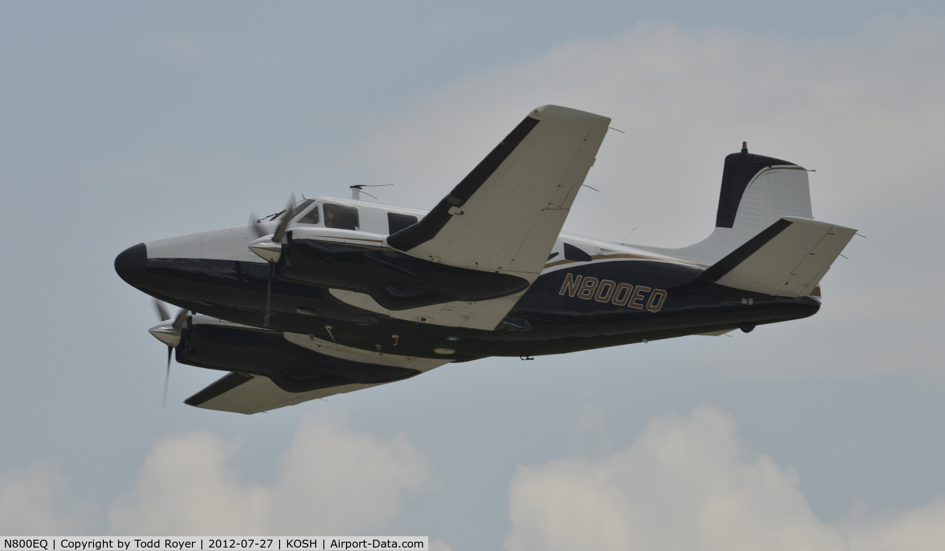 N800EQ, 1960 Beech U-8F Seminole C/N LF.24, Airventure 2012