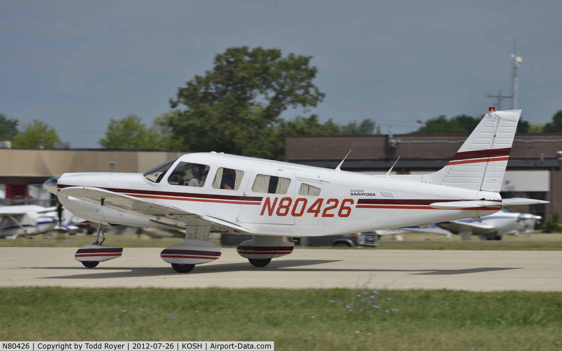 N80426, 1983 Piper PA-32-301 Saratoga C/N 32-8306028, Airventure 2012