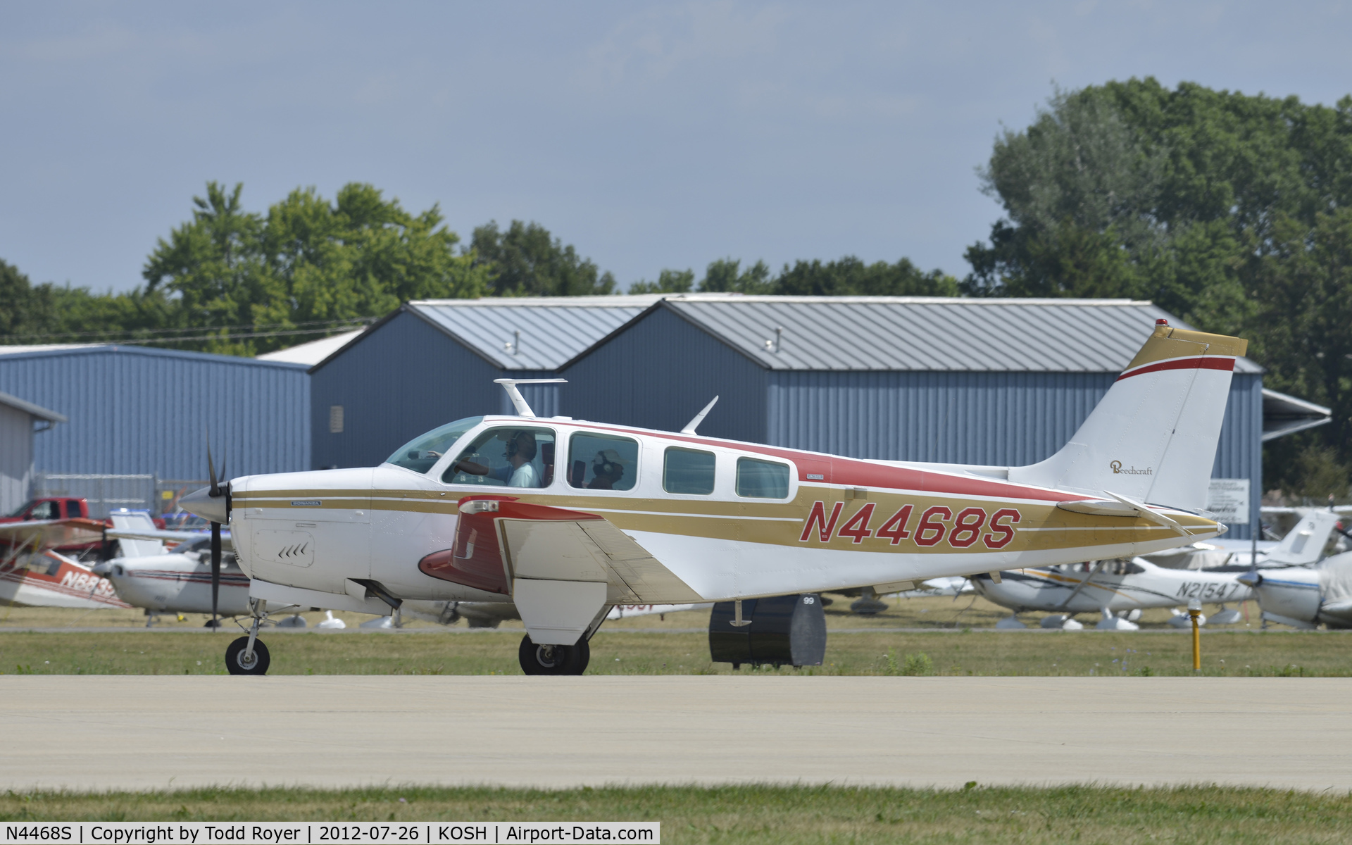 N4468S, 1975 Beech A36 Bonanza 36 C/N E-696, Airventure 2012