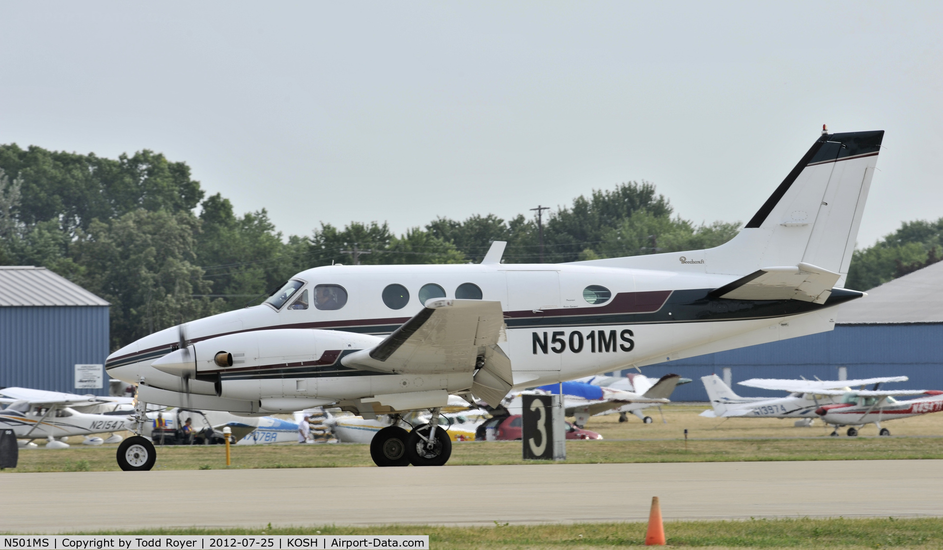 N501MS, 1974 Beech C90 King Air C/N LJ-626, Airventure 2012