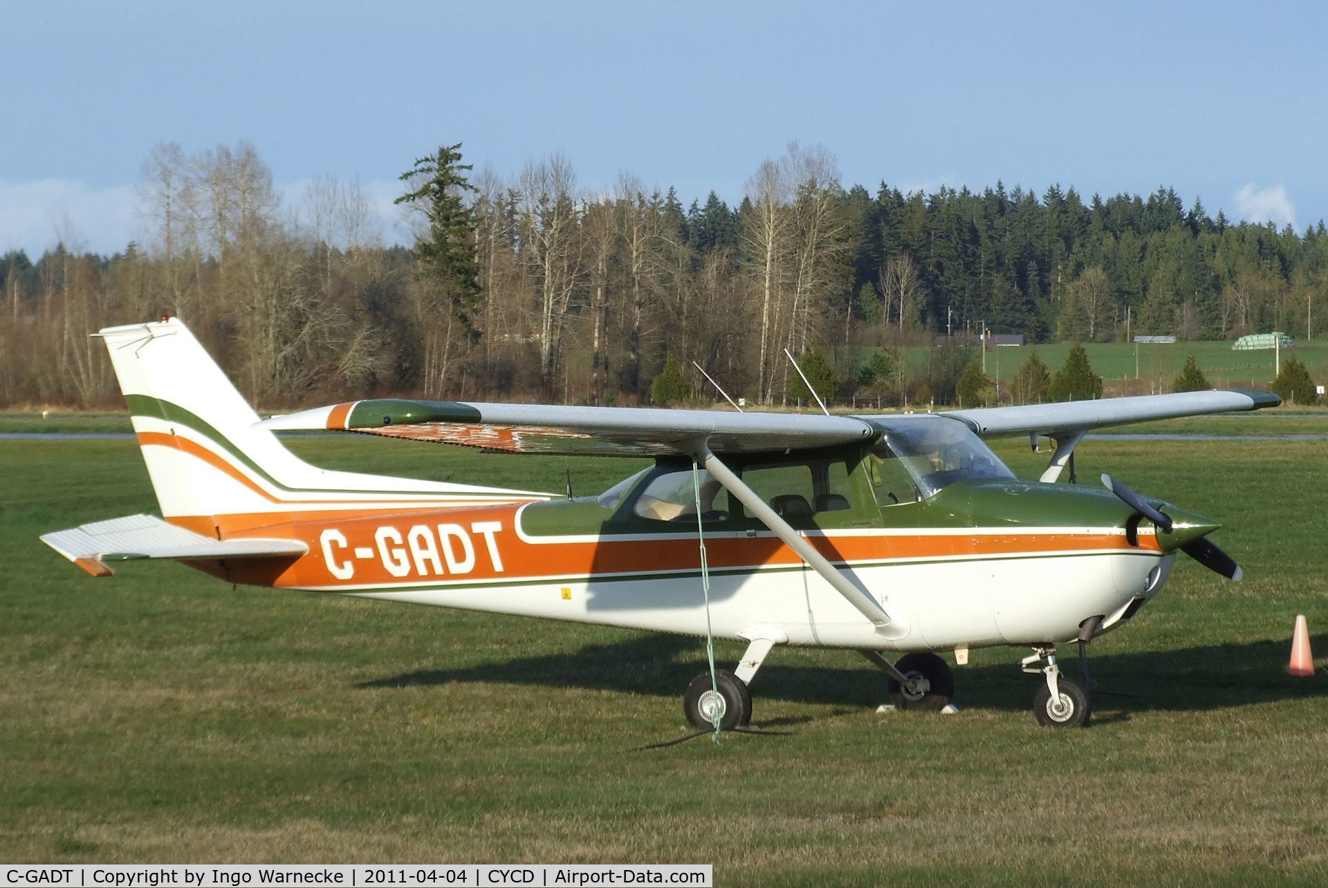 C-GADT, Cessna 172M C/N 17261559, Cessna 172M at Nanaimo Airport, Cassidy BC