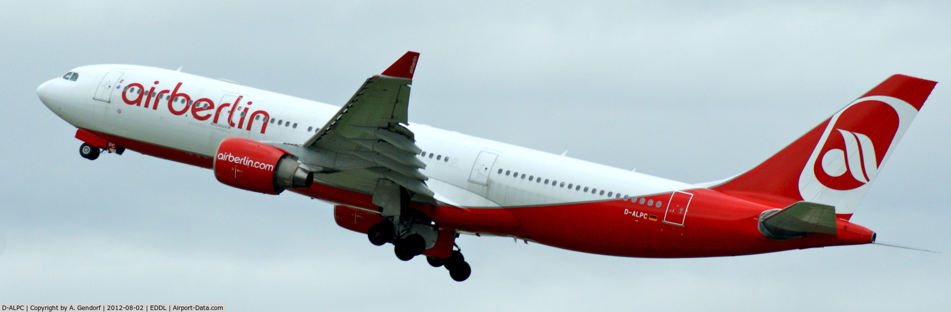 D-ALPC, 2002 Airbus A330-223 C/N 444, Air Berlin, seen here after take off at Düsseldorf Int´l (EDDL)