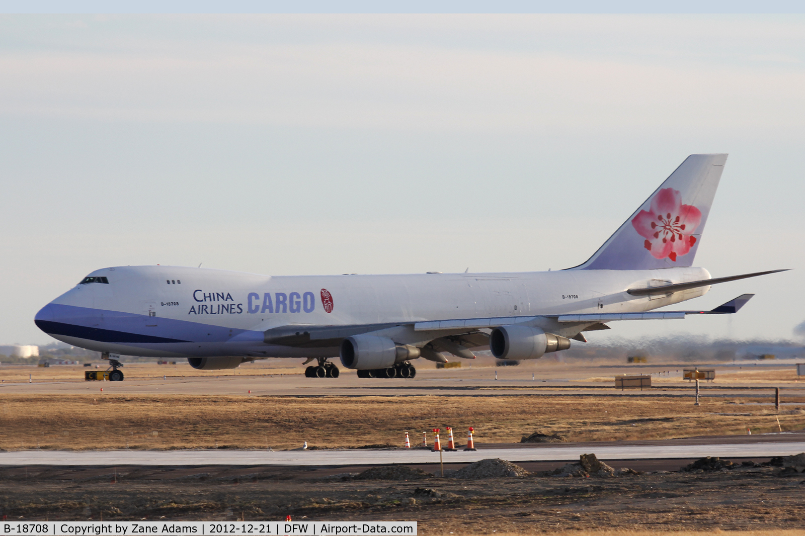 B-18708, 2001 Boeing 747-409F/SCD C/N 30765, China Airlines Cargo 747 at DFW