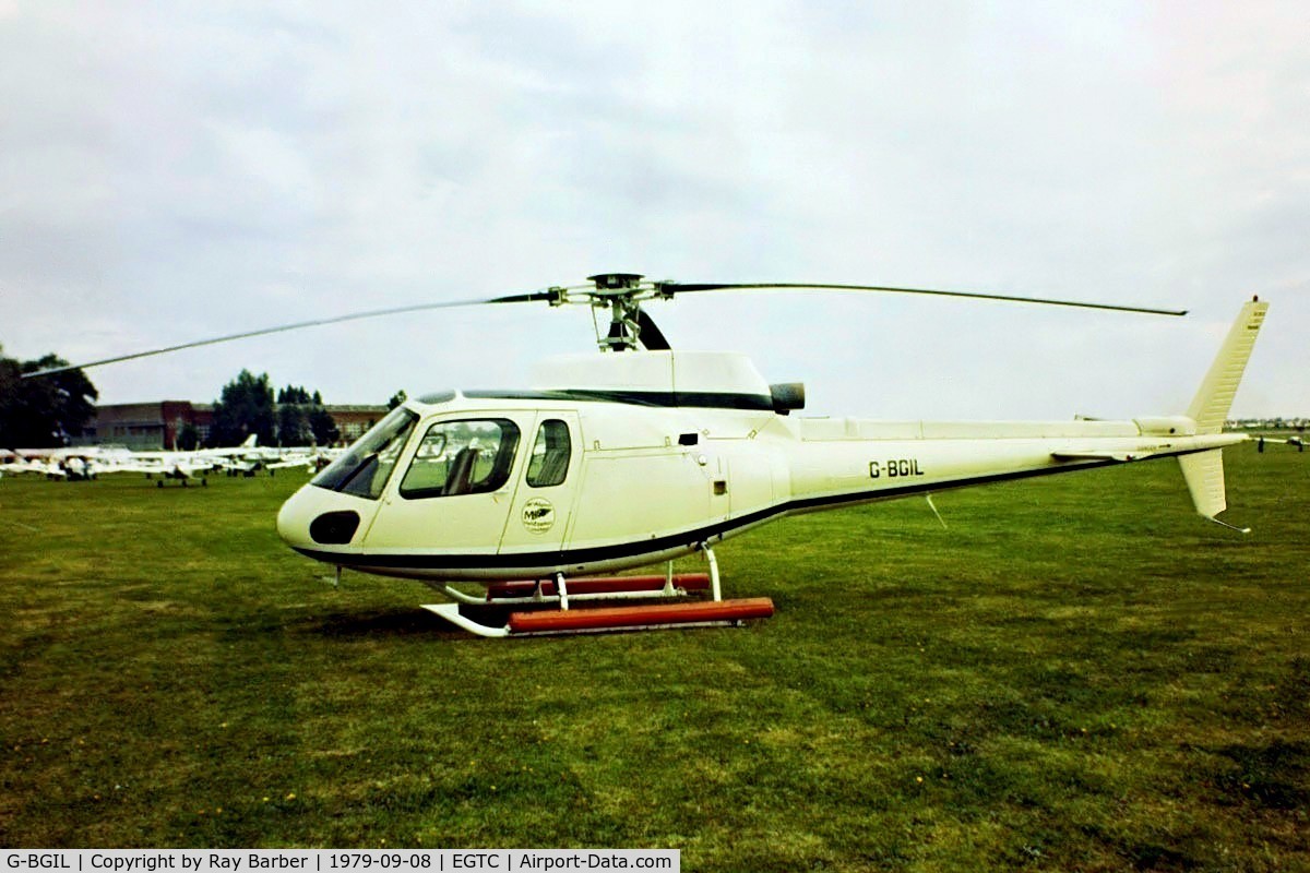 G-BGIL, 1979 Aérospatiale AS-350B Ecureuil C/N 1055, Aerospatiale AS.350B Ecureuil [1055] (McAlpine Helicopters Ltd) Cranfield~G 08/09/1979. Image taken from a slide.