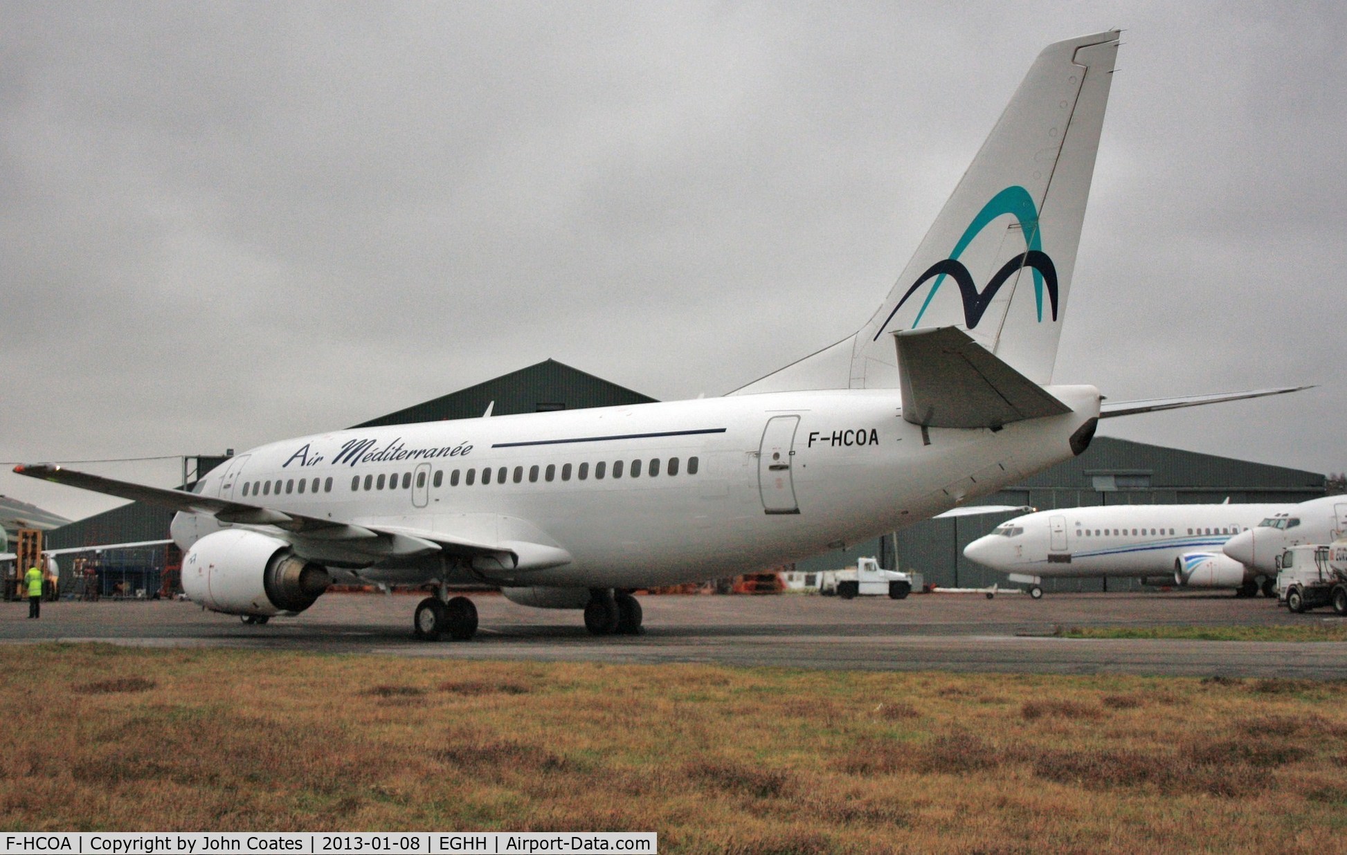 F-HCOA, 1996 Boeing 737-5L9 C/N 28084, Pushing back after service