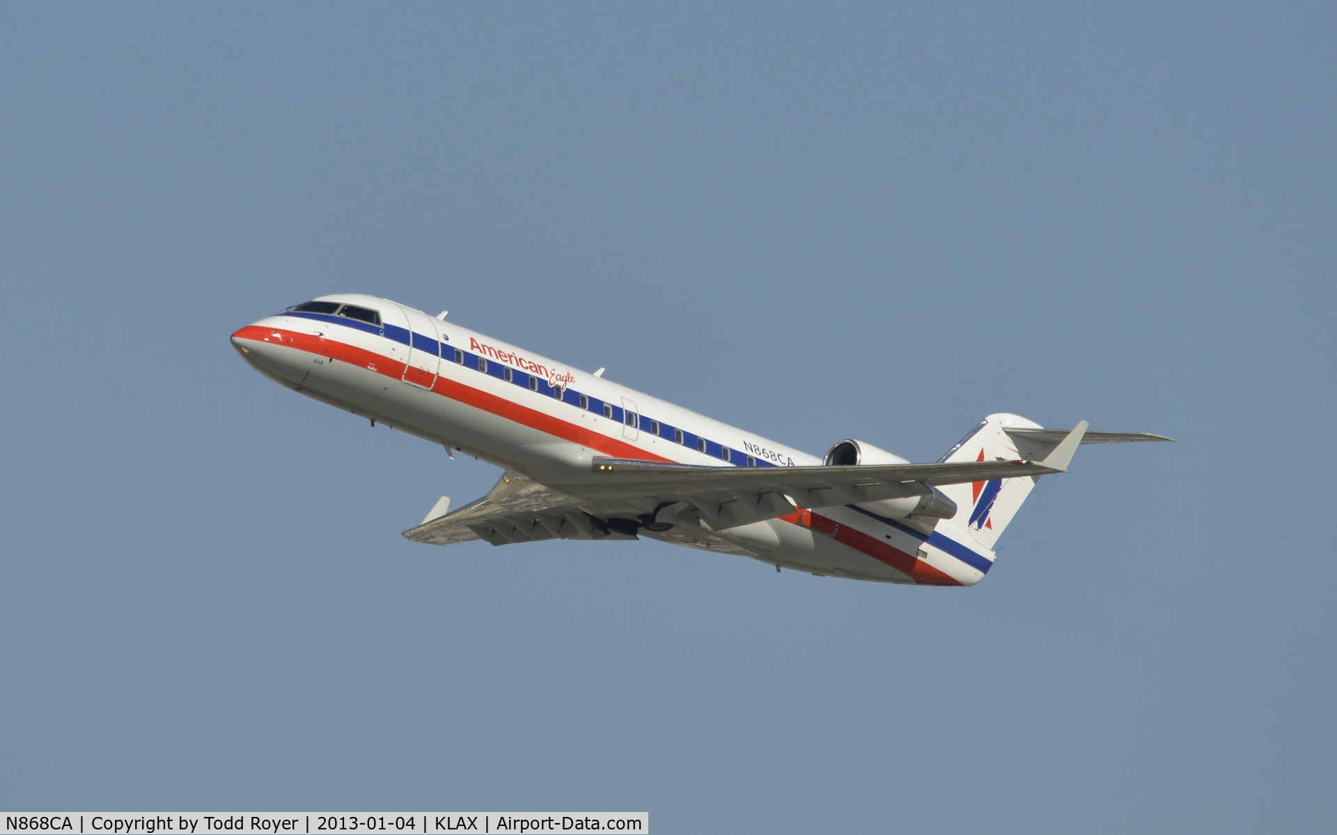 N868CA, 2000 Bombardier CRJ-100ER (CL-600-2B19) C/N 7427, Departing LAX