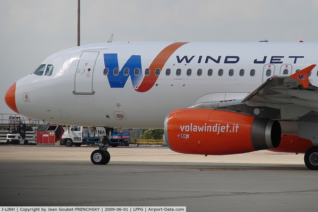 I-LINH, 1991 Airbus A320-231 C/N 163, Wind Jet