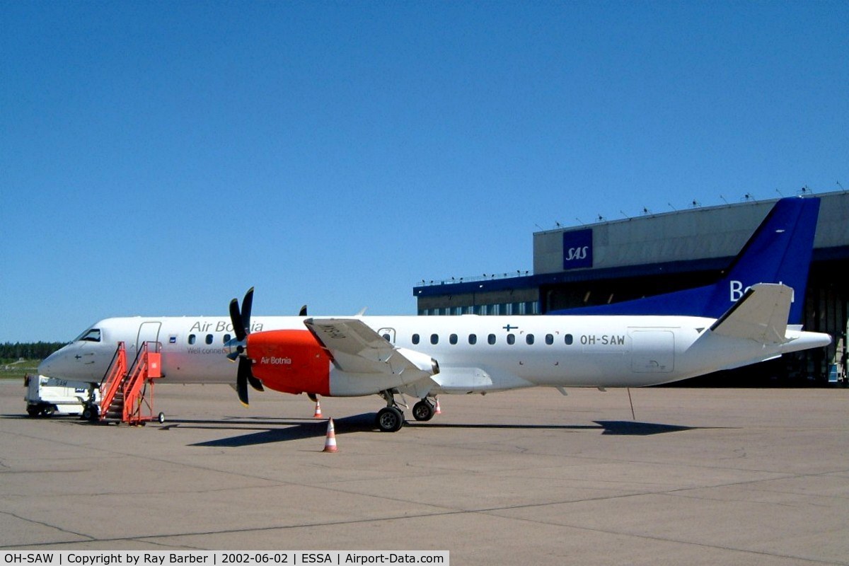 OH-SAW, 1997 Saab 2000 C/N 2000-046, SAAB 2000 [046] (Air Botnia) Stockholm-Arlanda~SE 02/06/2002