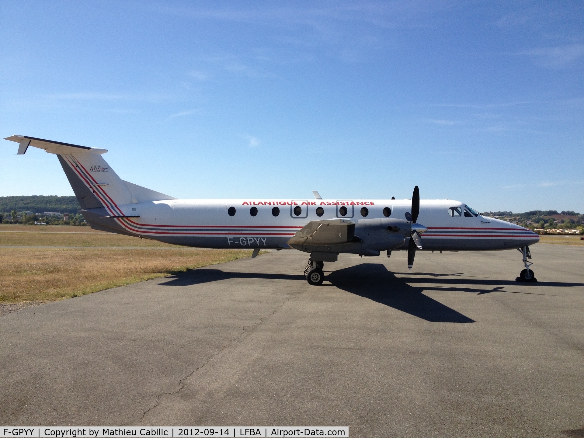 F-GPYY, 1990 Beech 1900C-1 C/N UC-115, ATLANTIQUE AIR ASSISTANCE  in Airways Formation apron