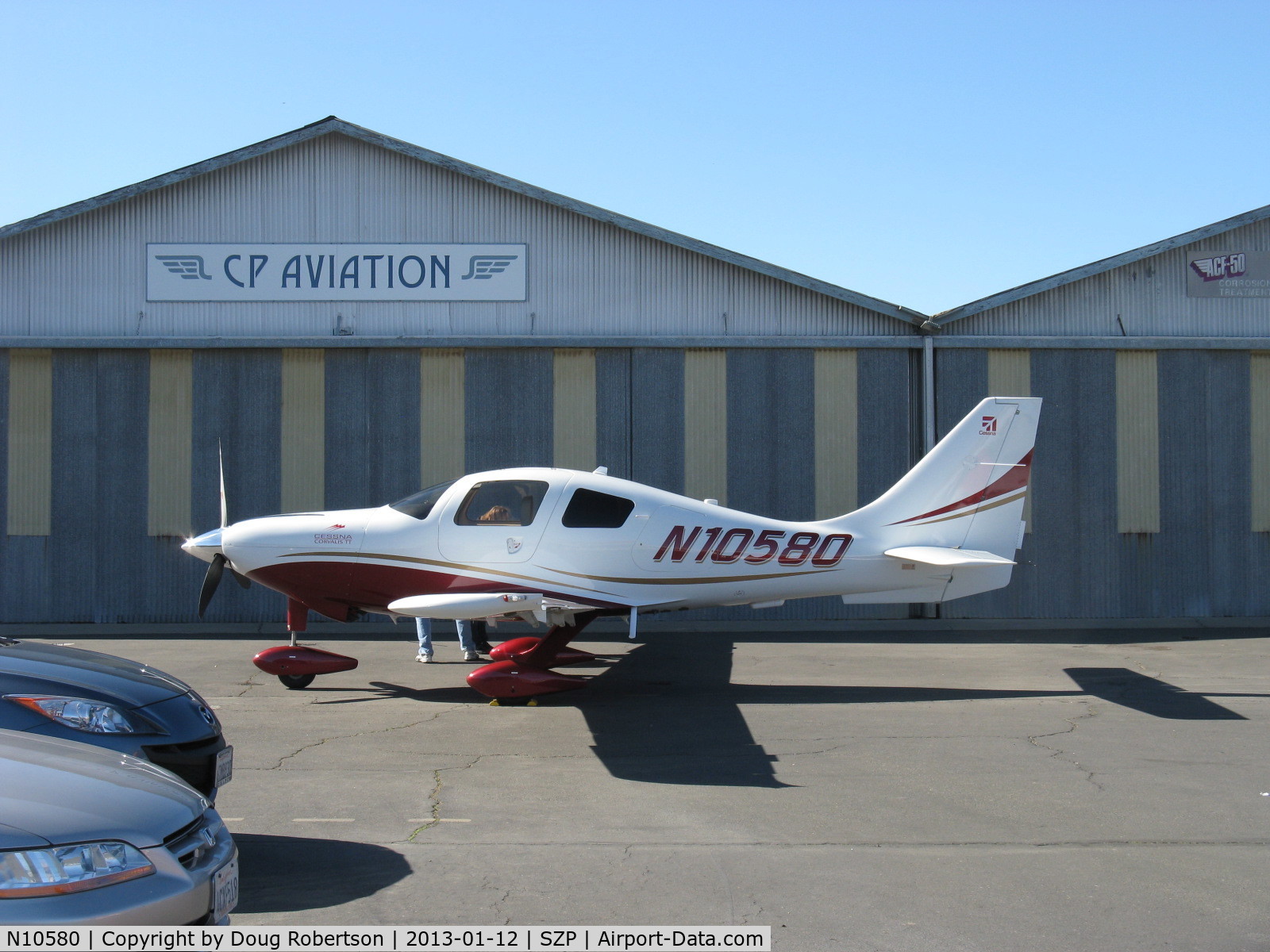 N10580, Cessna LC41-550FG C/N 411150, 2009 Cessna LC41-550FG as 400 CORVALIS TT, twin-turbocharged Continental TSIO-550-C with two intercoolers 310 Hp, claimed in 2004 debut to be fastest single in certified mass production. Lancair>Columbia> Cessna heritage.