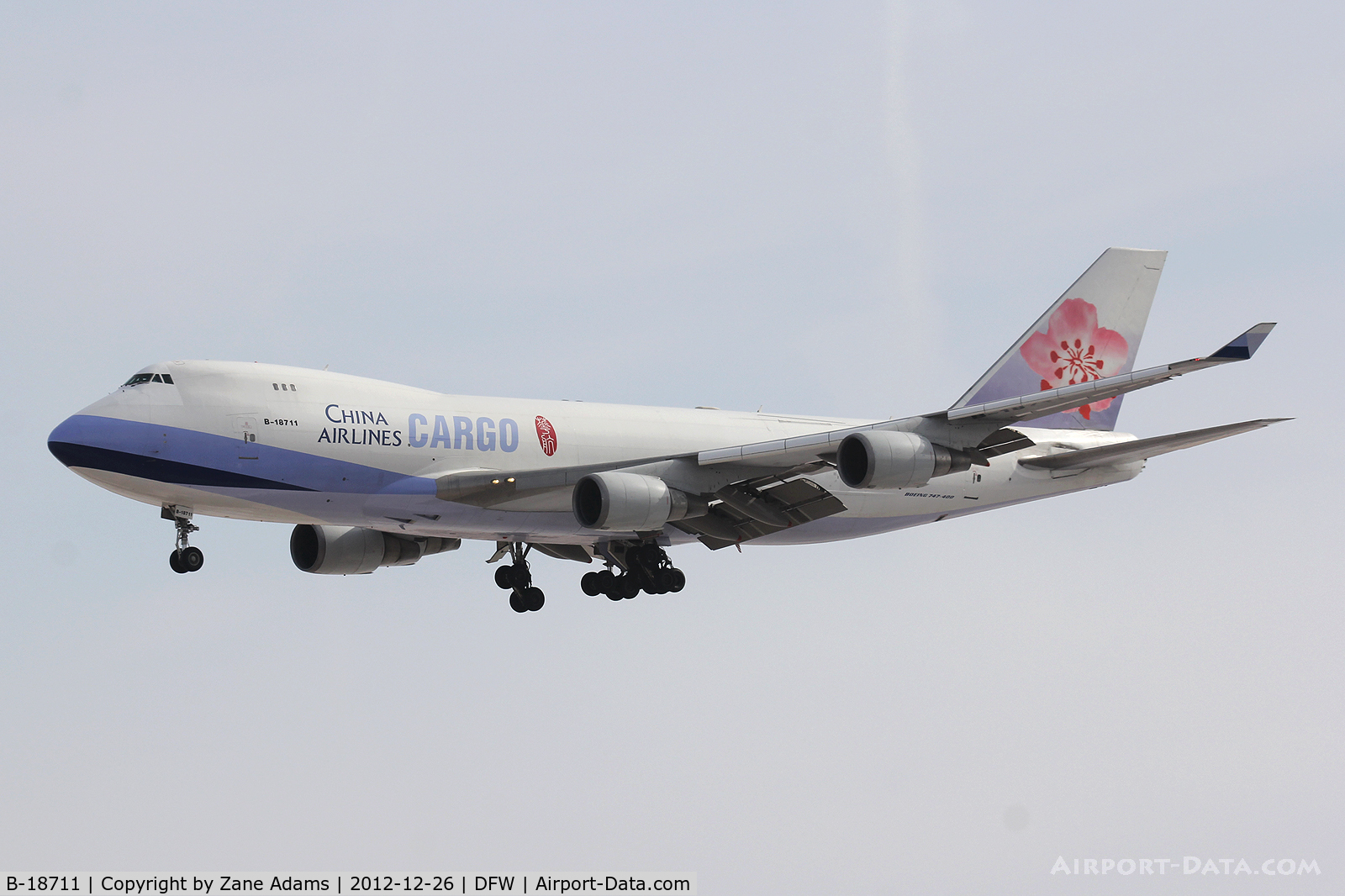 B-18711, 2002 Boeing 747-409F/SCD C/N 30768, China Airlines Cargo 747 at DFW Airport