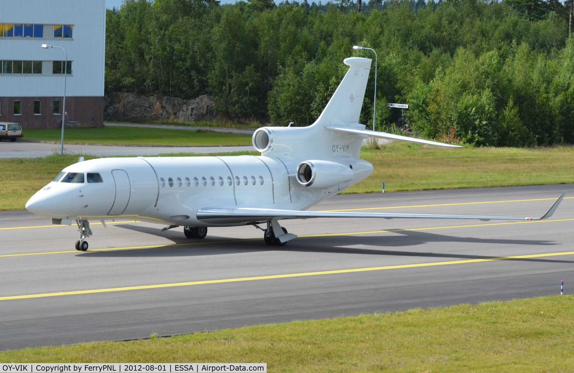 OY-VIK, 2010 Dassault Falcon 7X C/N 85, Air Alsie DA7X just arrived at ARN