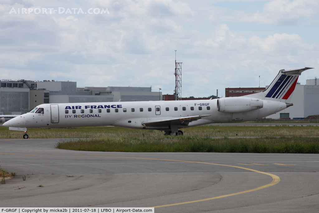 F-GRGF, 1998 Embraer EMB-145EU (ERJ-145EU) C/N 145050, Taxiing