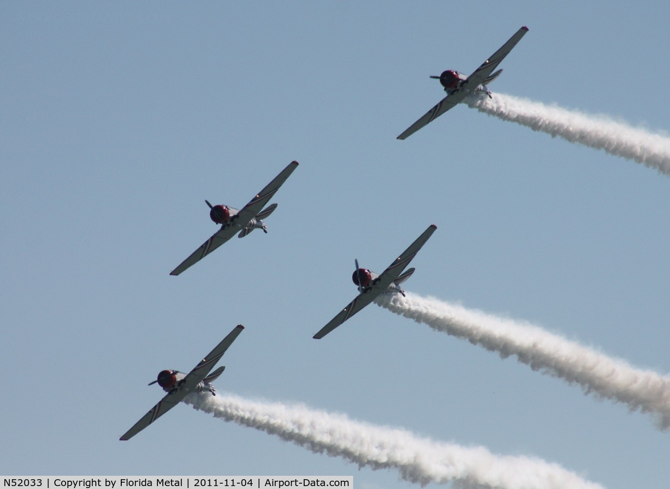 N52033, 1946 North American SNJ-2 Texan C/N 2040, Geico Sky Typers SNJ-2 at Cocoa Airshow