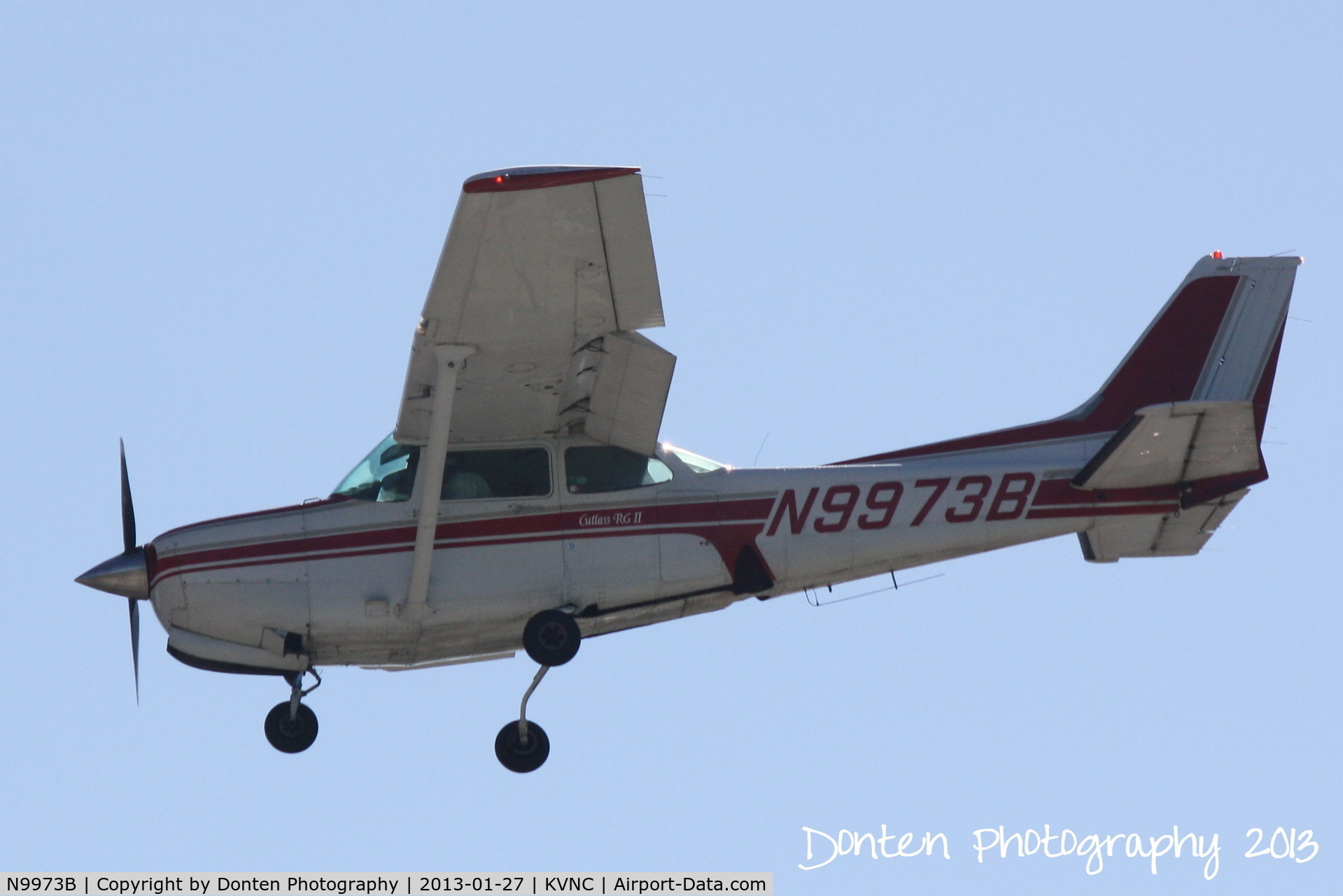 N9973B, 1982 Cessna 172RG Cutlass RG C/N 172RG1103, Cessna Skyhawk (N9973B) flies over Brohard Beach on approach to Runway 5 at Venice Municipal Airport