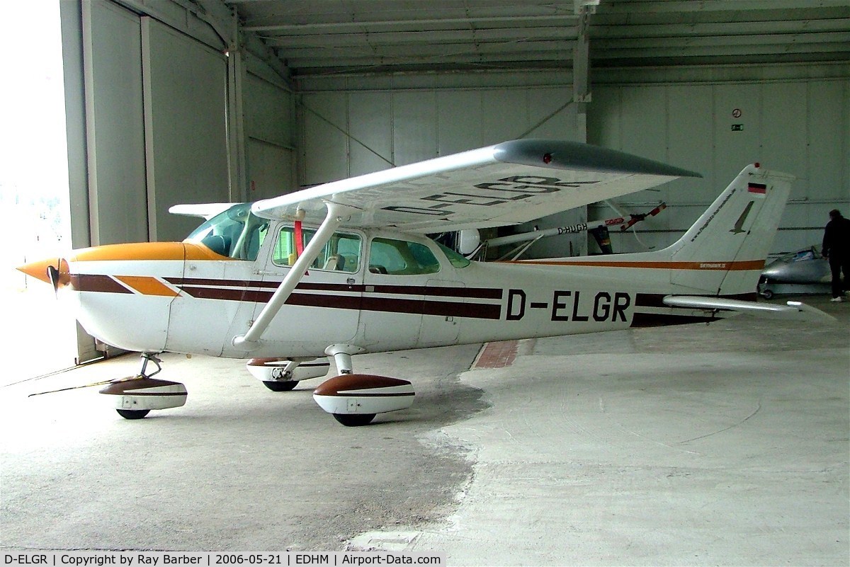 D-ELGR, Cessna 172N C/N 17271094, Cessna 172N Skyhawk II [172-71094] Hartenholm~D 21/05/2006