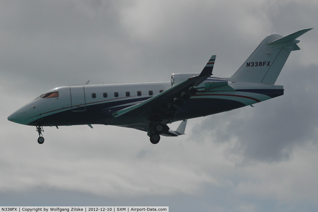 N338FX, 2006 Bombardier Challenger 604 (CL-600-2B16) C/N 5656, From the Oceanview Pool of the Sonesta Hotel