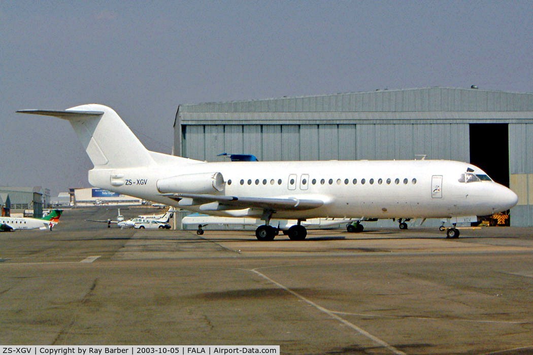 ZS-XGV, 1977 Fokker F-28-4000 Fellowship C/N 11128, Fokker F-28-4000 Fellowship [11128] (Airquarius Aviation) Laseria~ZS 05/10/2003