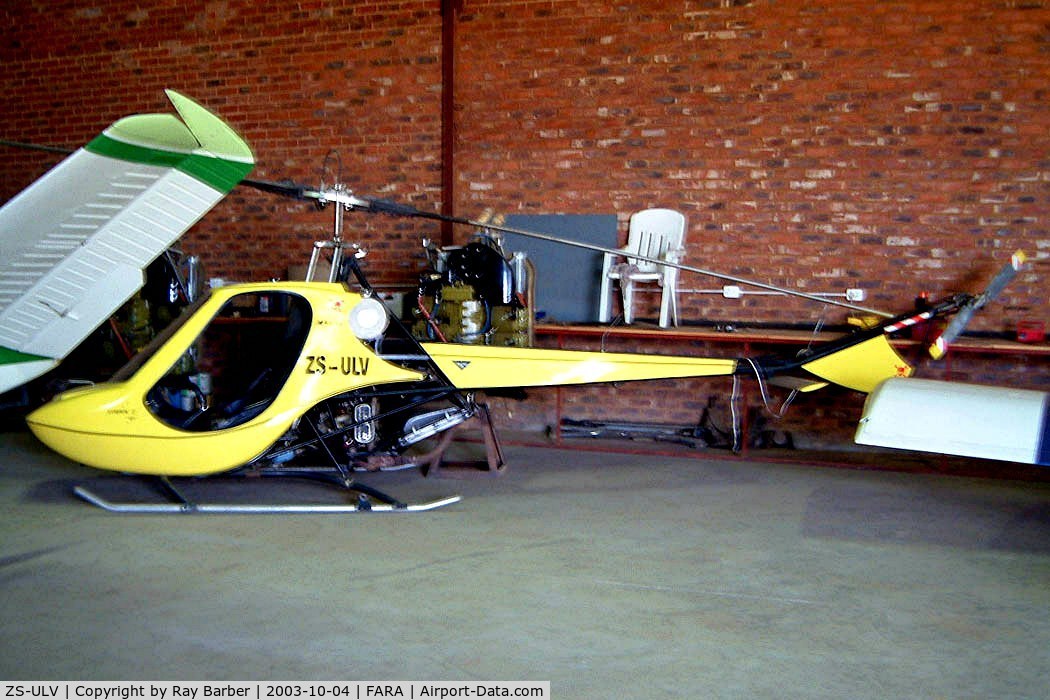 ZS-ULV, 1980 Rotorway Scorpion 133 C/N RS-123, Rotorway Scorpion 133 [RS-123] Petit~ZS 04/10/2003