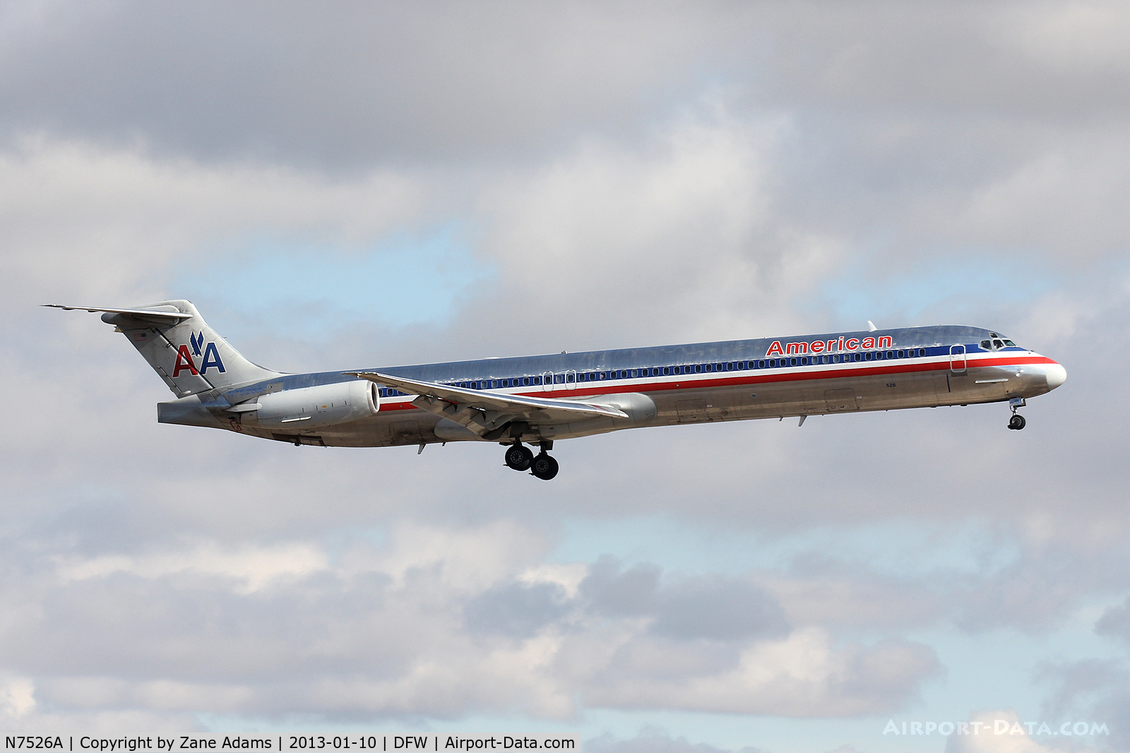 N7526A, 1990 McDonnell Douglas MD-82 (DC-9-82) C/N 49918, American Airlines landing at DFW Airport