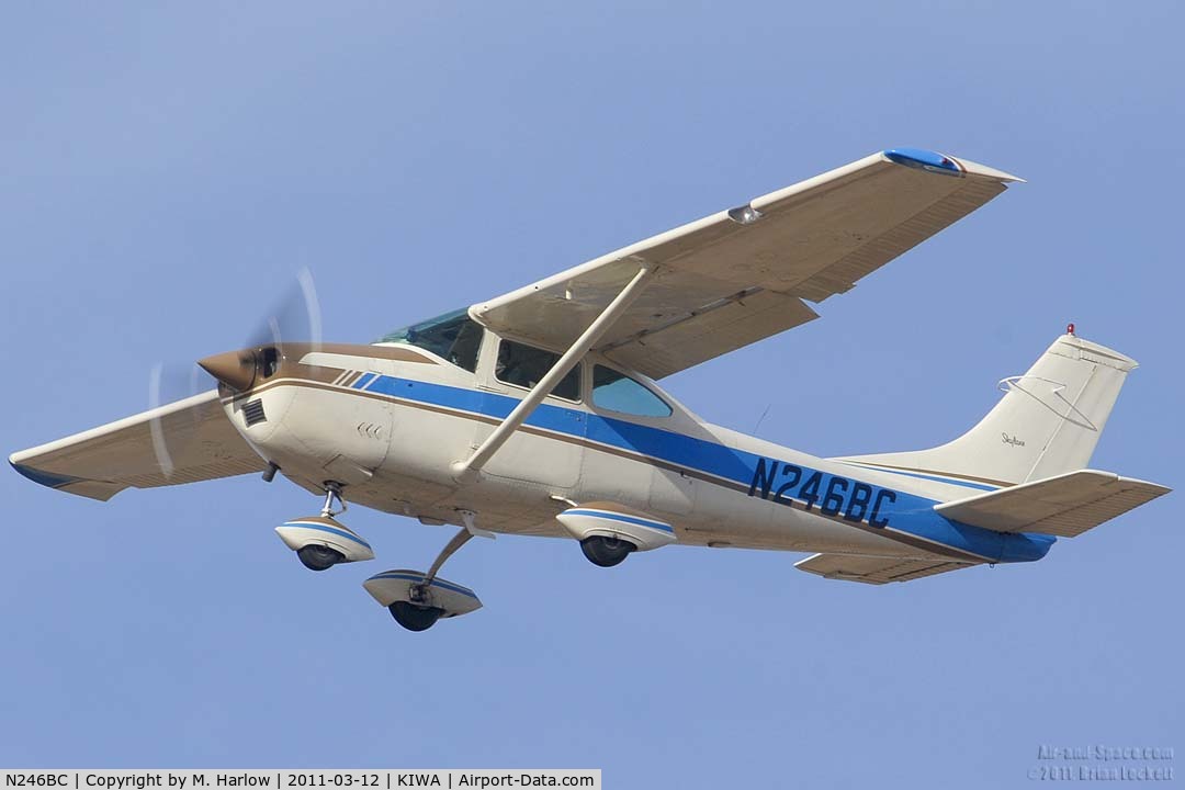 N246BC, 1969 Cessna 182M Skylane C/N 18259539, N246BC  landing