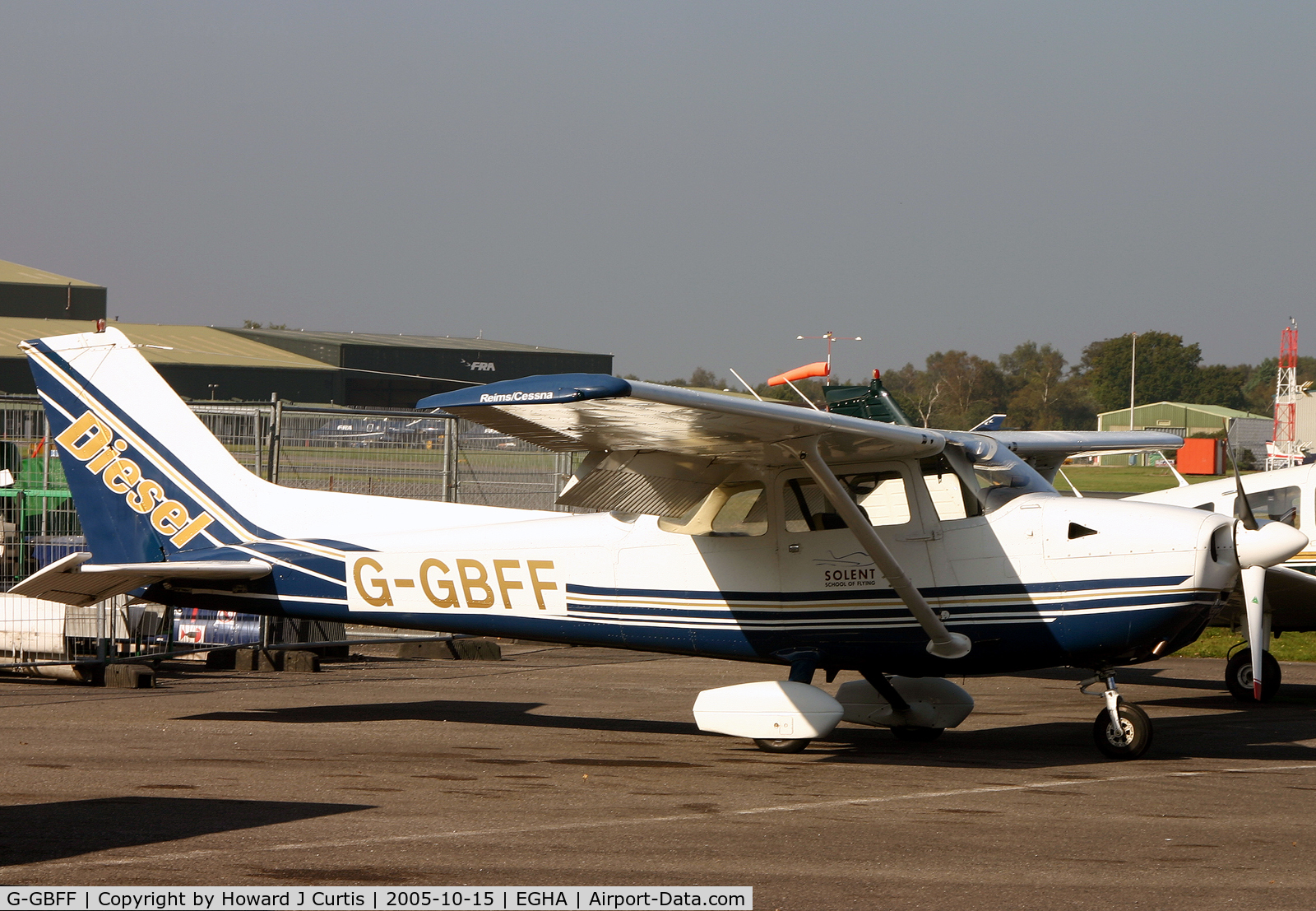 G-GBFF, 1977 Reims F172N Skyhawk C/N 1565, Privately owned.
