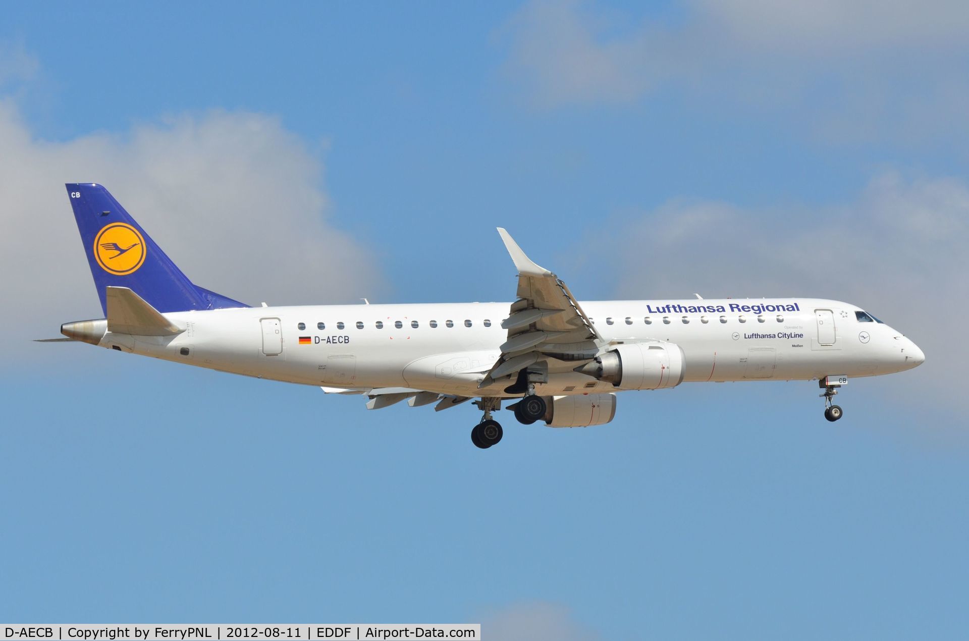 D-AECB, 2009 Embraer 190LR (ERJ-190-100LR) C/N 19000332, Lufthansa ERJ190