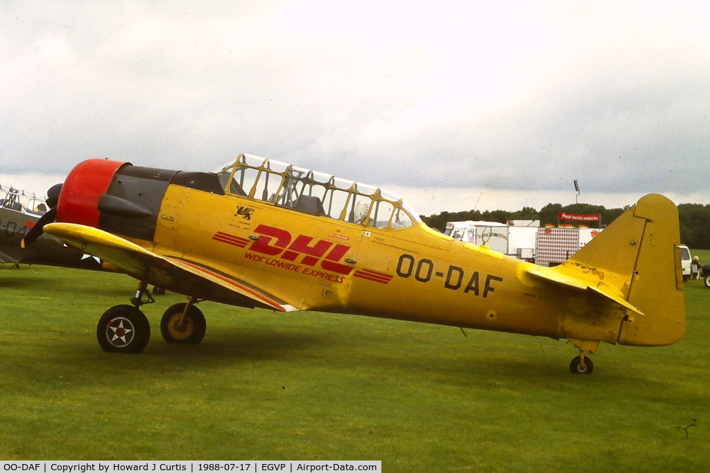 OO-DAF, 1944 Noorduyn AT-16 Harvard IIB C/N 14A-1494, Privately owned