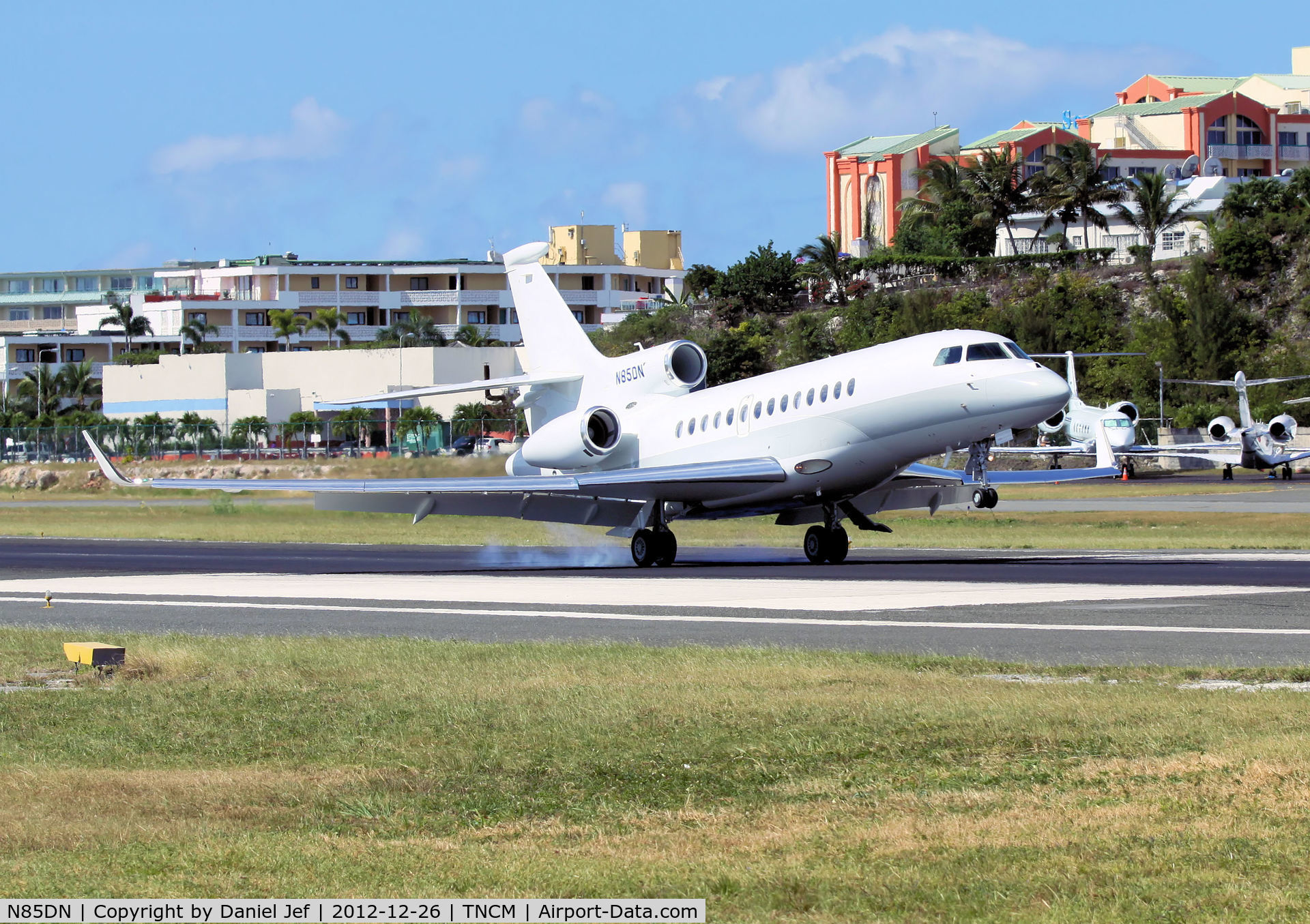 N85DN, 2011 Dassault Falcon 7X C/N 130, N85DN