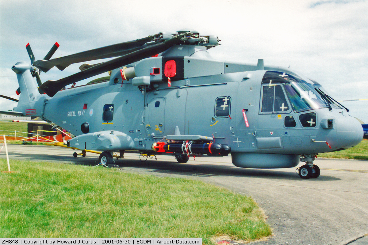 ZH848, 2000 AgustaWestland EH-101 Merlin HM.1 C/N 50116/RN28, At the open day here. Royal Navy (on loan to QinetiQ)