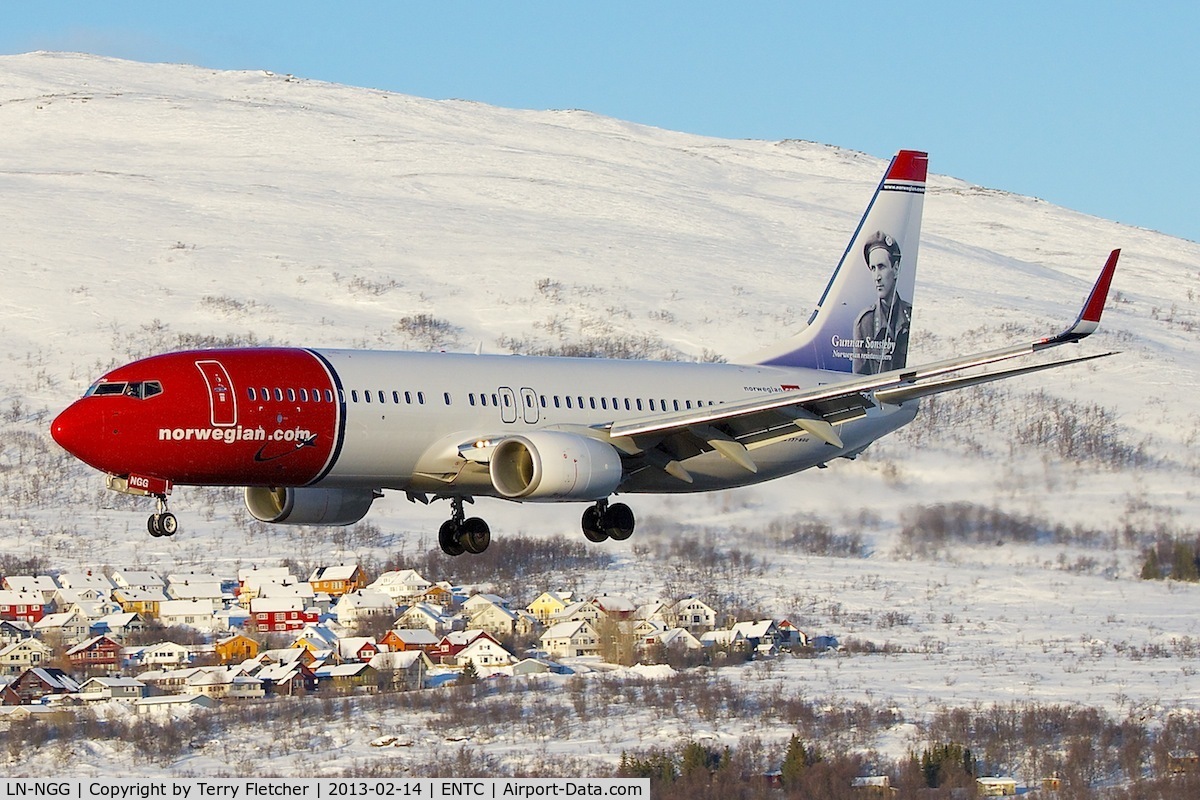 LN-NGG, 2012 Boeing 737-8JP C/N 39018, 2012 Boeing 737-8JP(WL), c/n: 39018 landing at Tromso