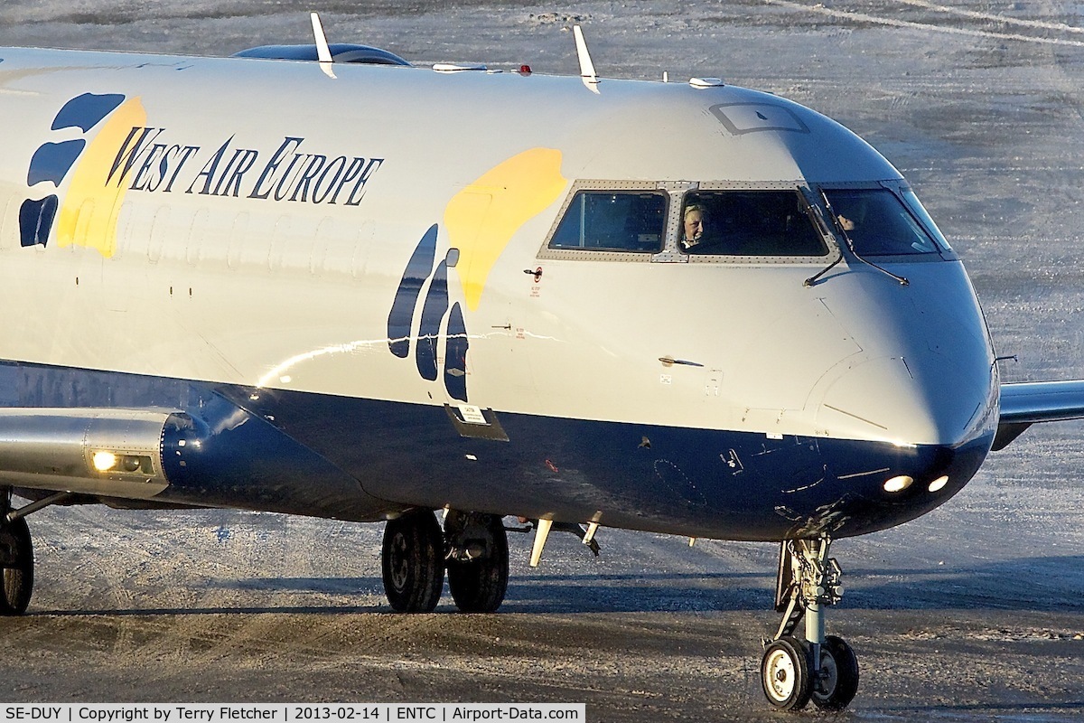 SE-DUY, 1993 Canadair CRJ-200LR (CL-600-2B19) C/N 7023, West Air Europe CRJ 200 arriving at the hold at Tromso